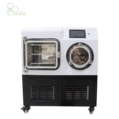 Cad é an cumas tipiciúil a bhaineann le triomadóirí reo cógaisíochta móra?